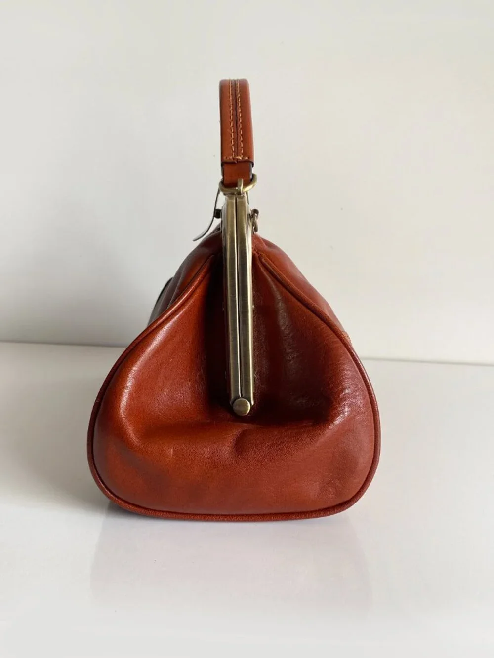 Gianni Conti Italian Leather Doctor Bag Satchel Crossbody Brown